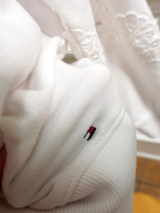 Tommy Hilfiger Womens White Lace-Trimmed Long Sleeve Sweater Top Size M - Picture 3 of 4